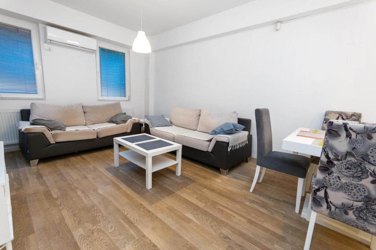 One Bedroom Apartment With Private Parking Üsküp Dış mekan fotoğraf